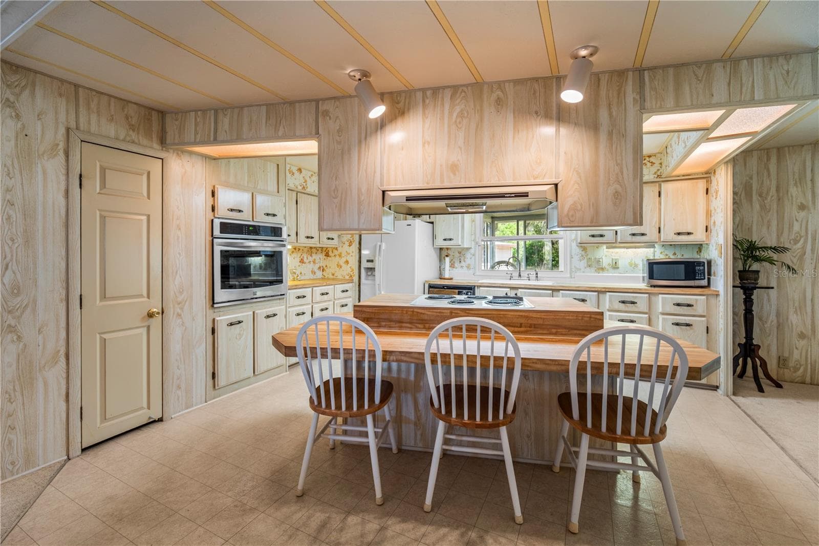Kitchen - 2513 INDEPENDENCE LN, ST CLOUD