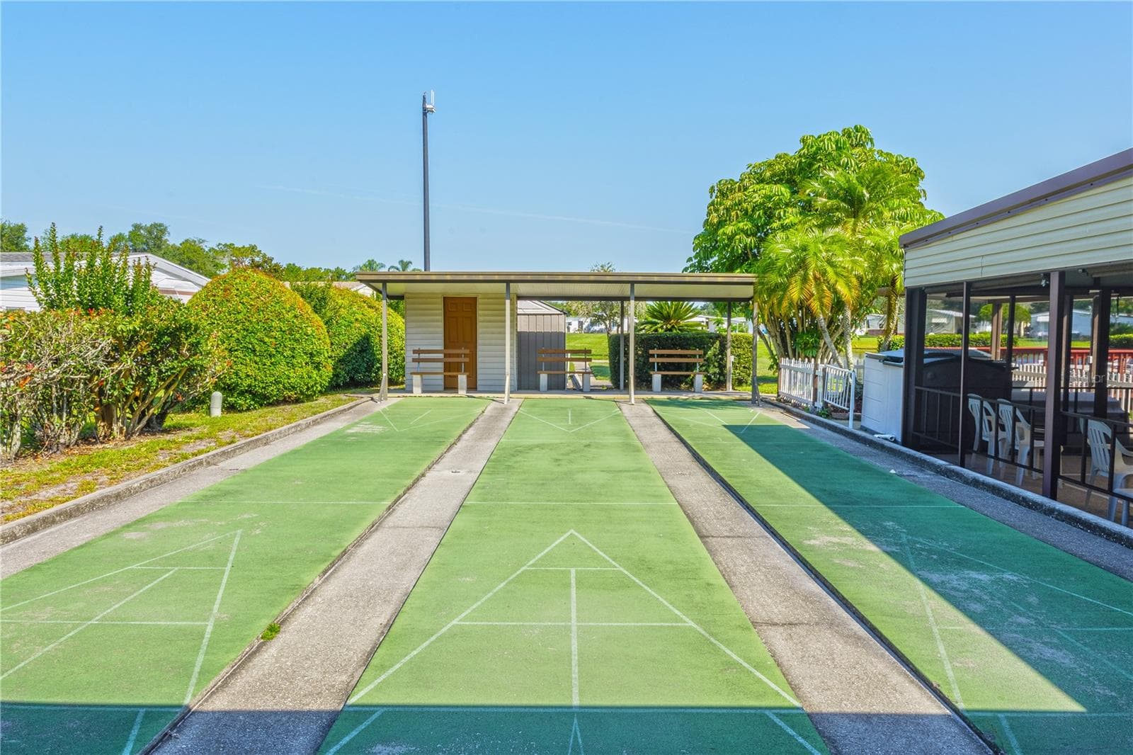 Shuffleboard - 2513 INDEPENDENCE LN, ST CLOUD