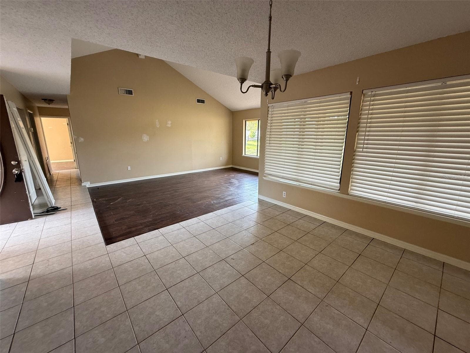 Single Family Residence at 9085 HEATHER BLVD, WEEKI WACHEE, photo 4 of 15
