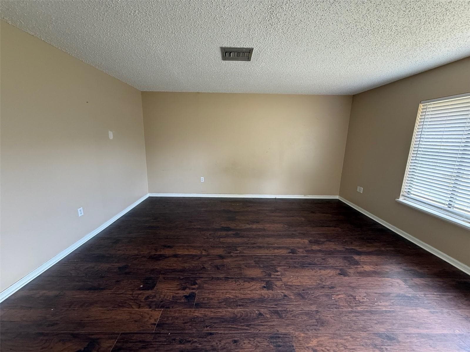 Single Family Residence at 9085 HEATHER BLVD, WEEKI WACHEE, photo 7 of 15