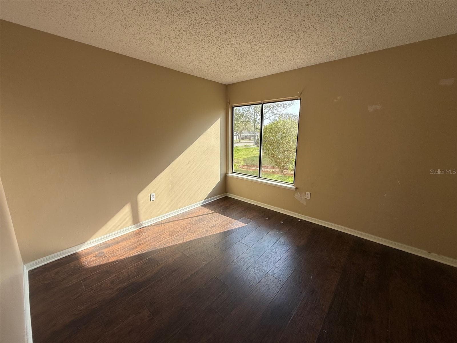 Single Family Residence at 9085 HEATHER BLVD, WEEKI WACHEE, photo 9 of 15