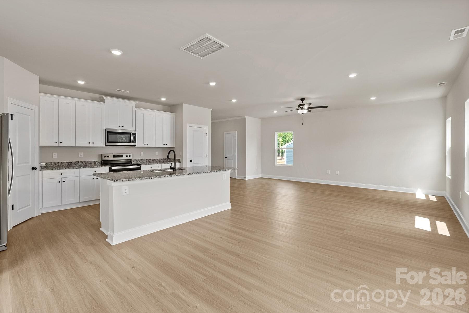 Single Family Residence at Gastonia, photo 3 of 17