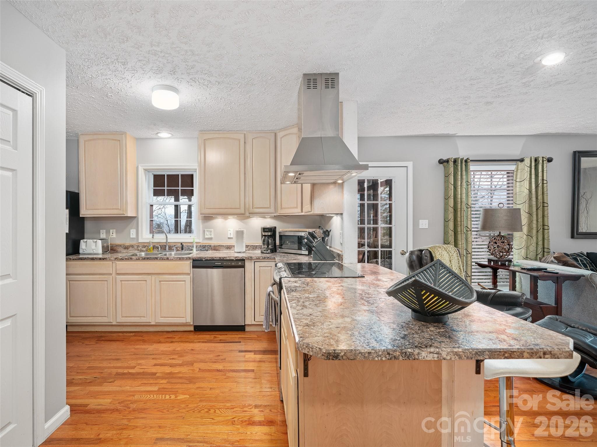 Single Family Residence at Burnsville, photo 15 of 39
