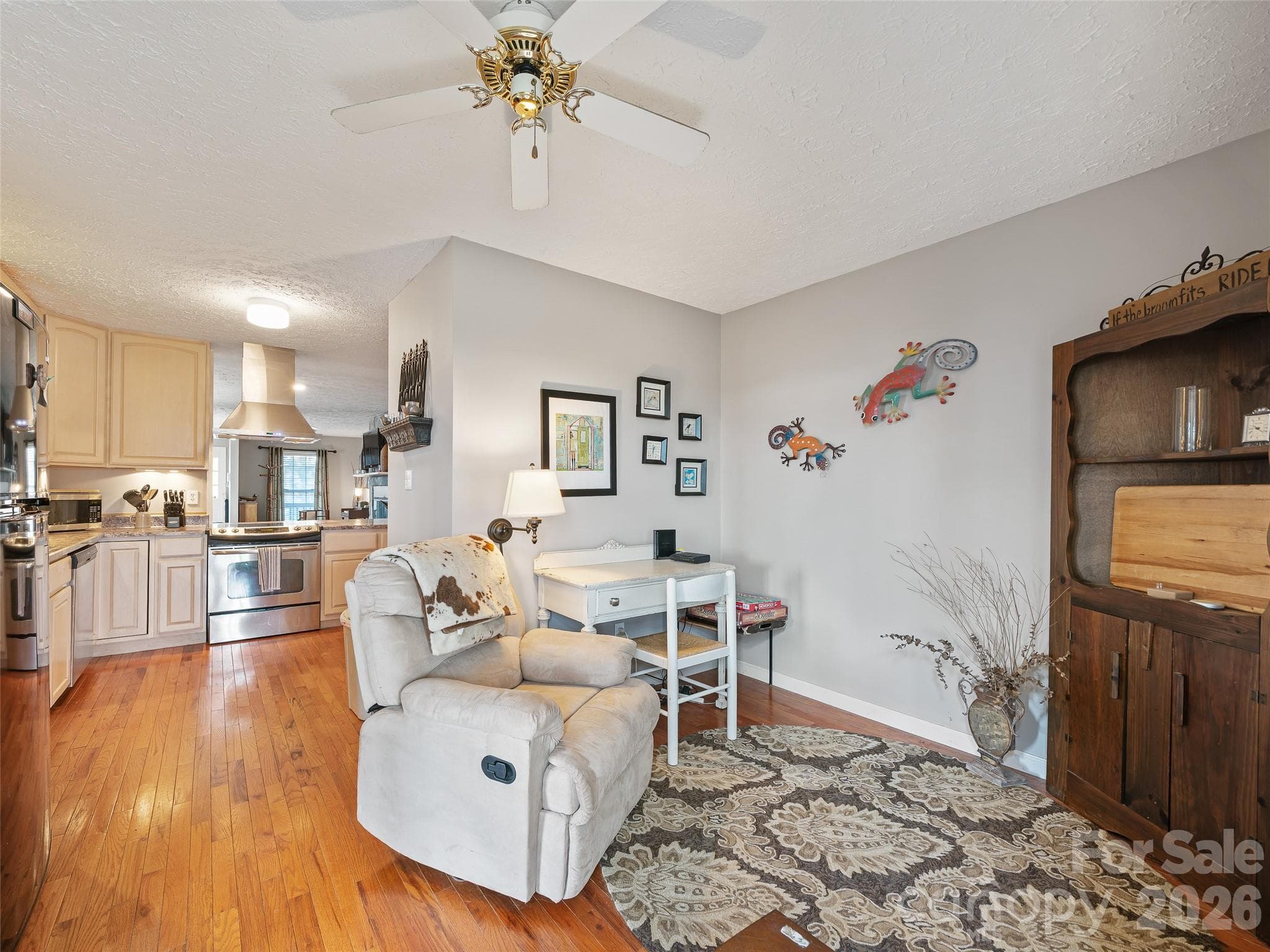 Single Family Residence at Burnsville, photo 17 of 39