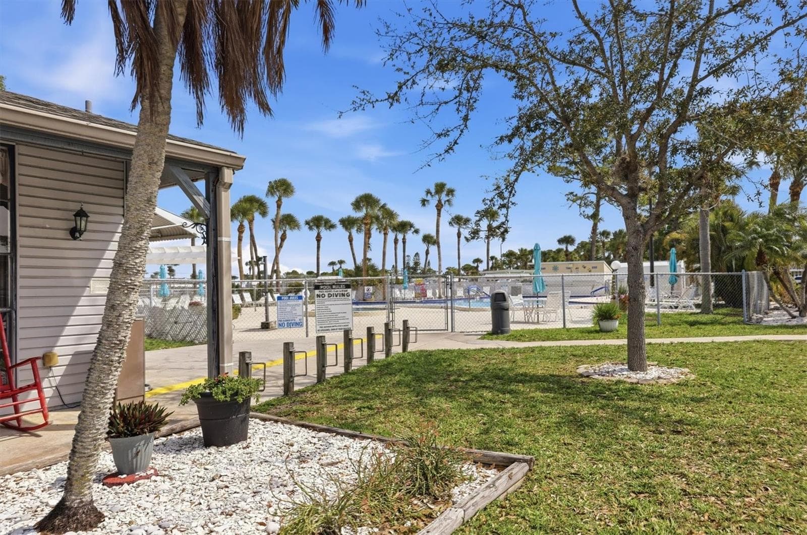 Manufactured Home at 1674 UNIVERSITY PKWY #41, SARASOTA, photo 23 of 34
