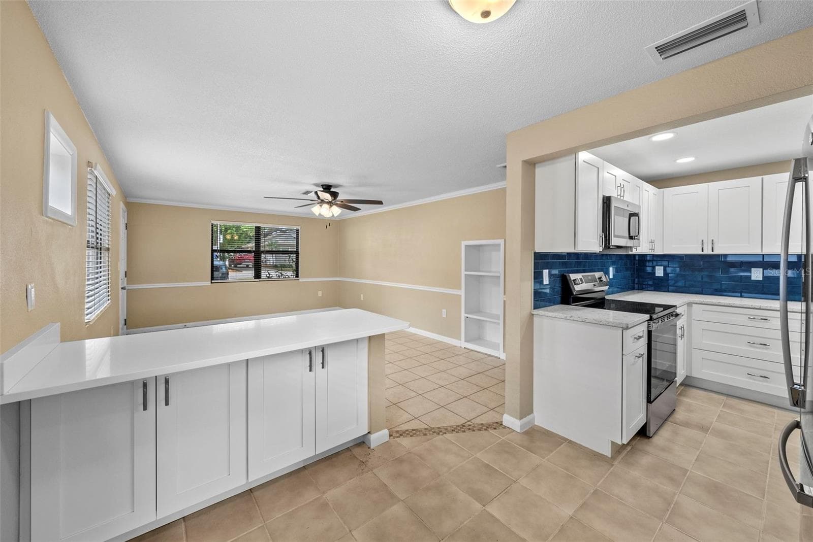 Duplex at 1193 & 1195 BASS BLVD, DUNEDIN, photo 2 of 38