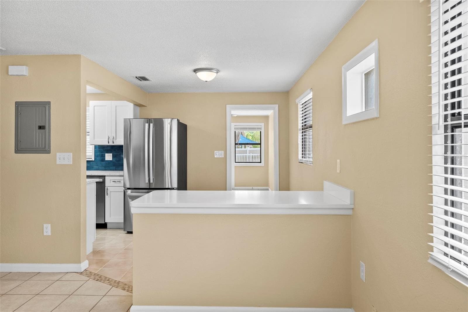Duplex at 1193 & 1195 BASS BLVD, DUNEDIN, photo 9 of 38