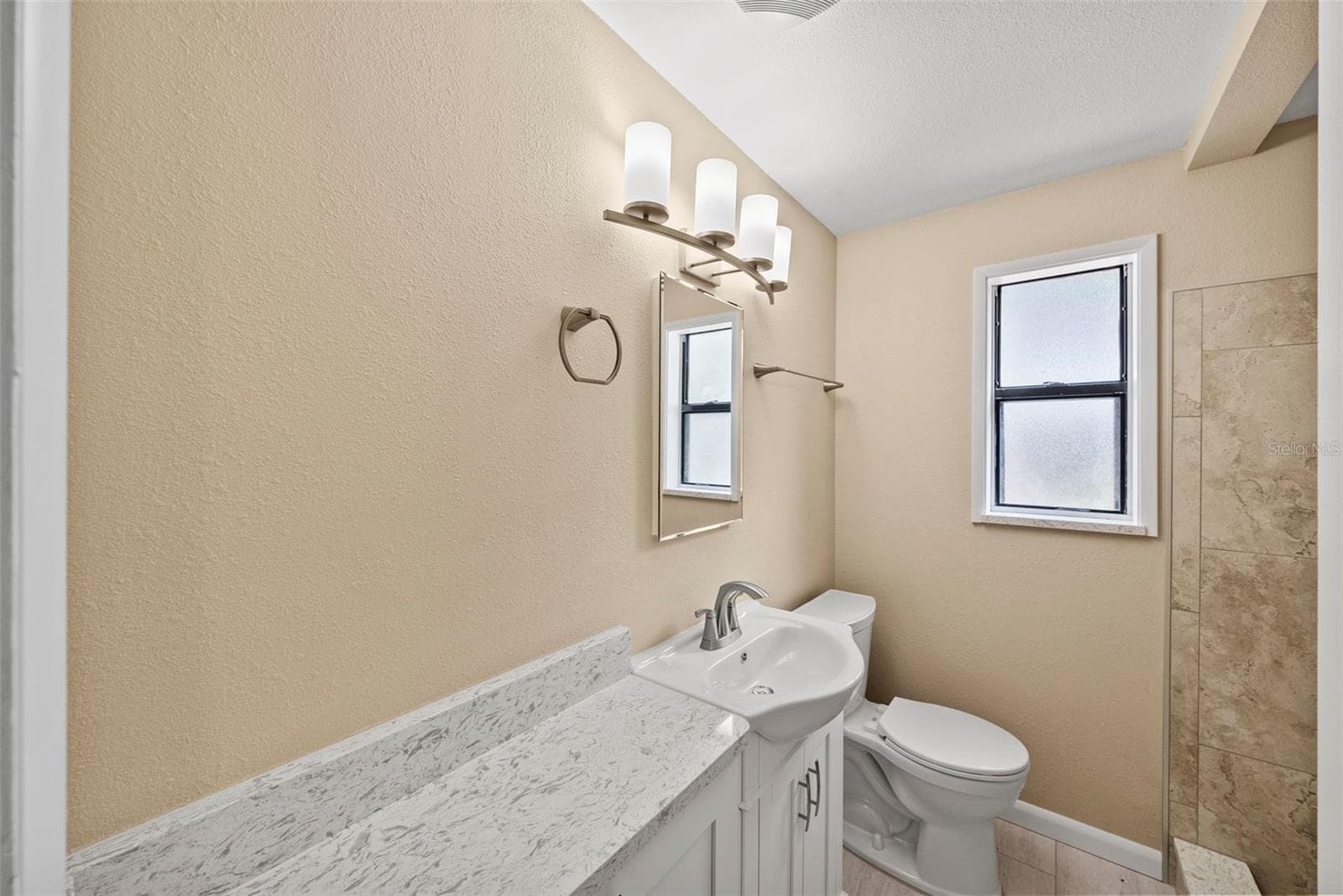 Duplex at 1193 & 1195 BASS BLVD, DUNEDIN, photo 16 of 38