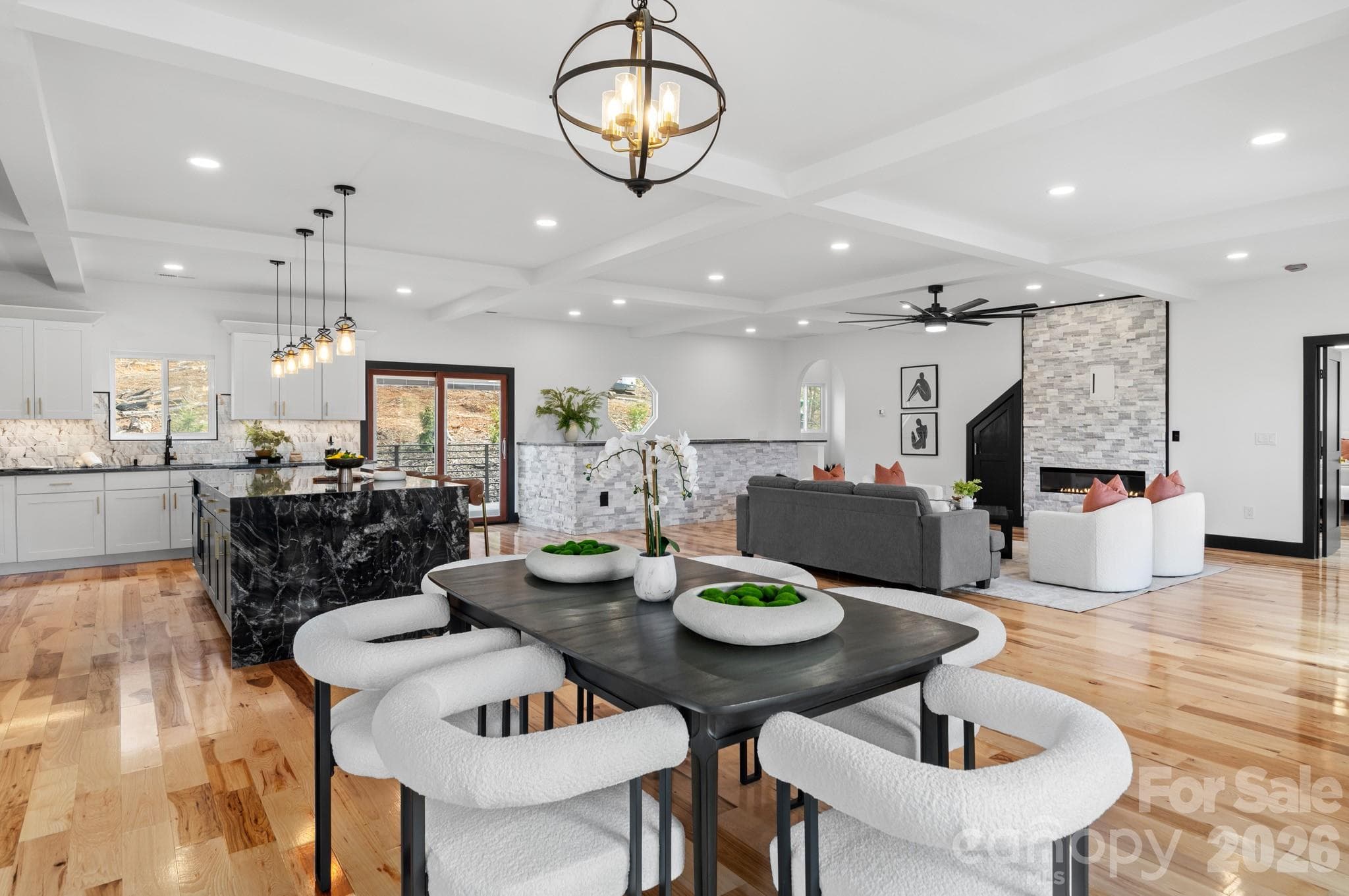 Open dining room - 74 Jeranna Road, Mills River
