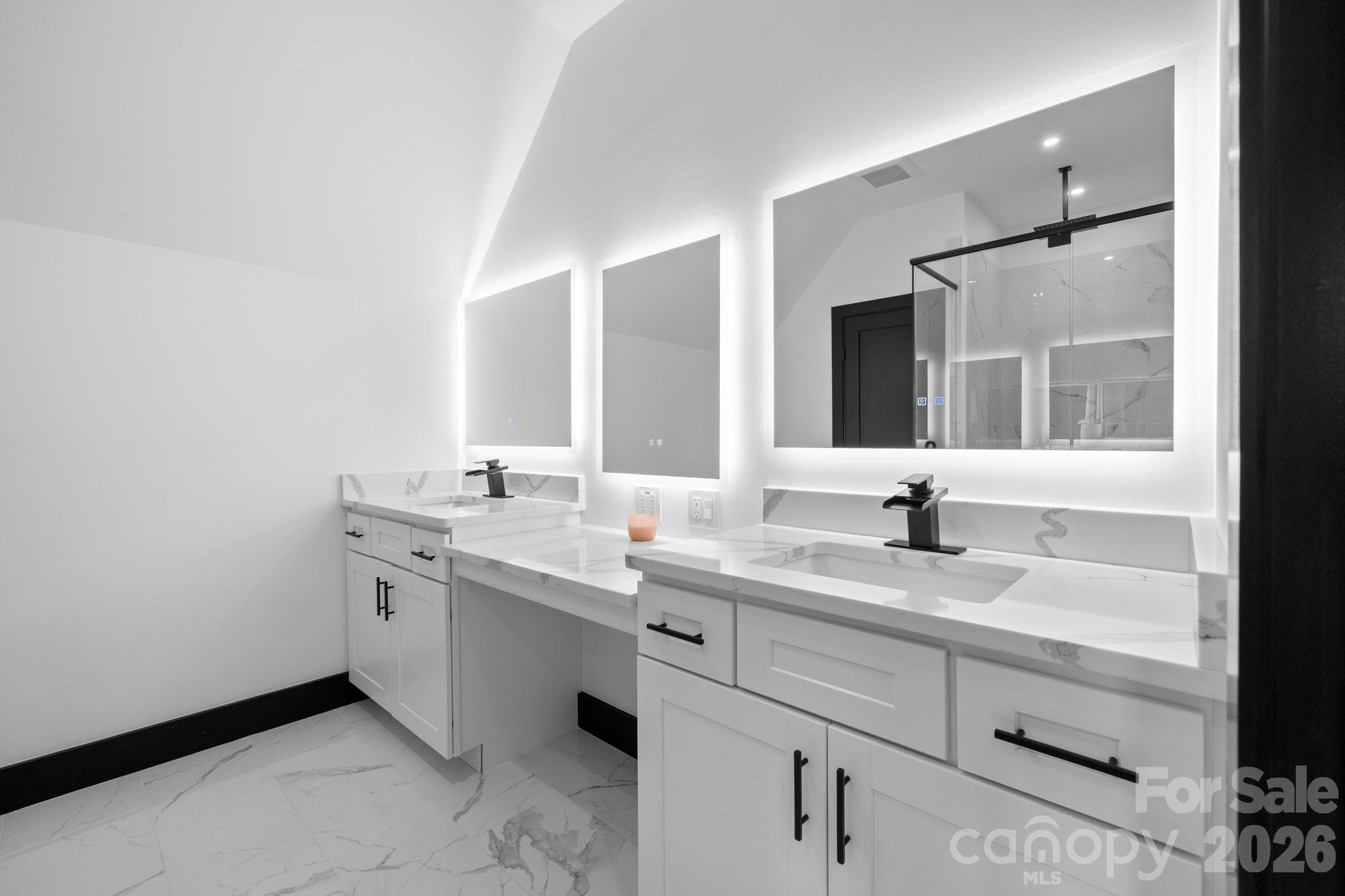 En suite bathroom with dual sink vanity - 74 Jeranna Road, Mills River