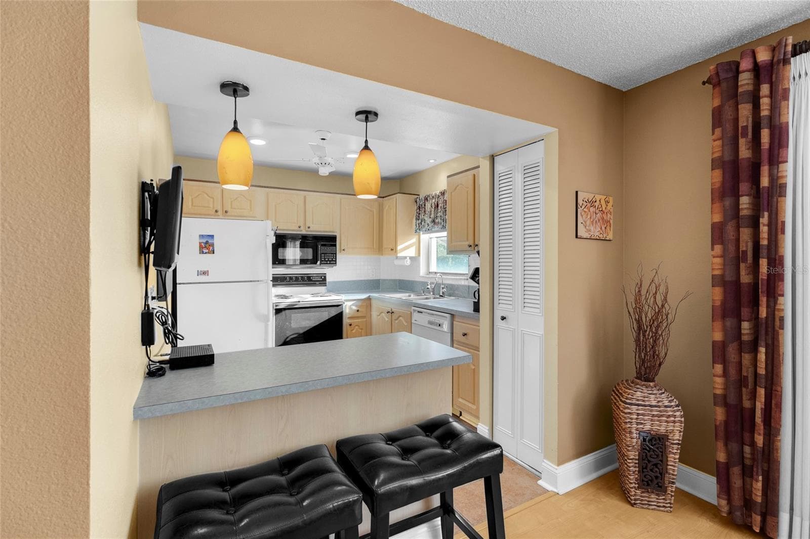 Condominium at 4210 IRONWOOD CIR #308J, BRADENTON, photo 27 of 59