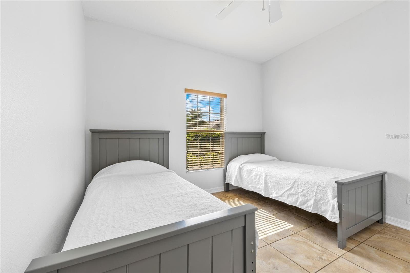 Single Family Residence at 12216 PRAIRIE PLANTATION WAY, ORLANDO, photo 10 of 17