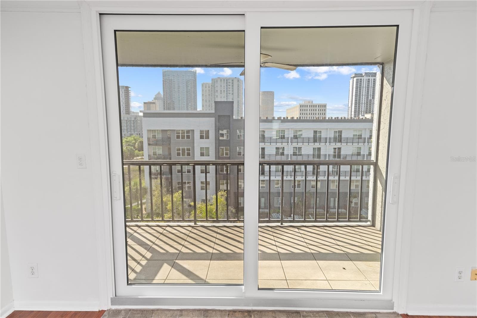 New sliding door PGT!!! - 201 W LAUREL ST #701, TAMPA