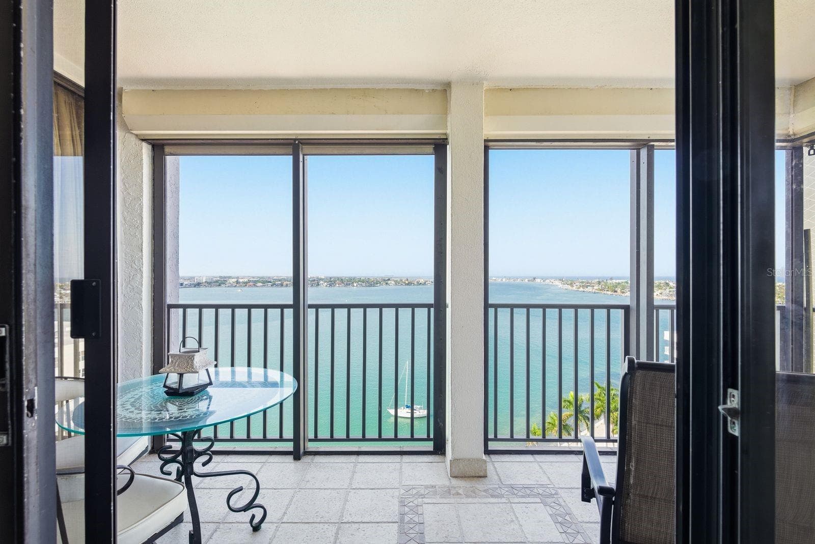 Condominium at 6287 BAHIA DEL MAR CIR #1202, ST PETERSBURG, photo 5 of 43
