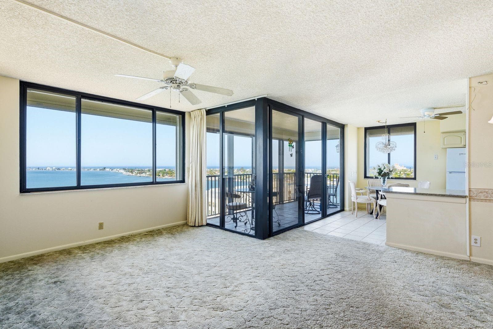 Condominium at 6287 BAHIA DEL MAR CIR #1202, ST PETERSBURG, photo 9 of 43