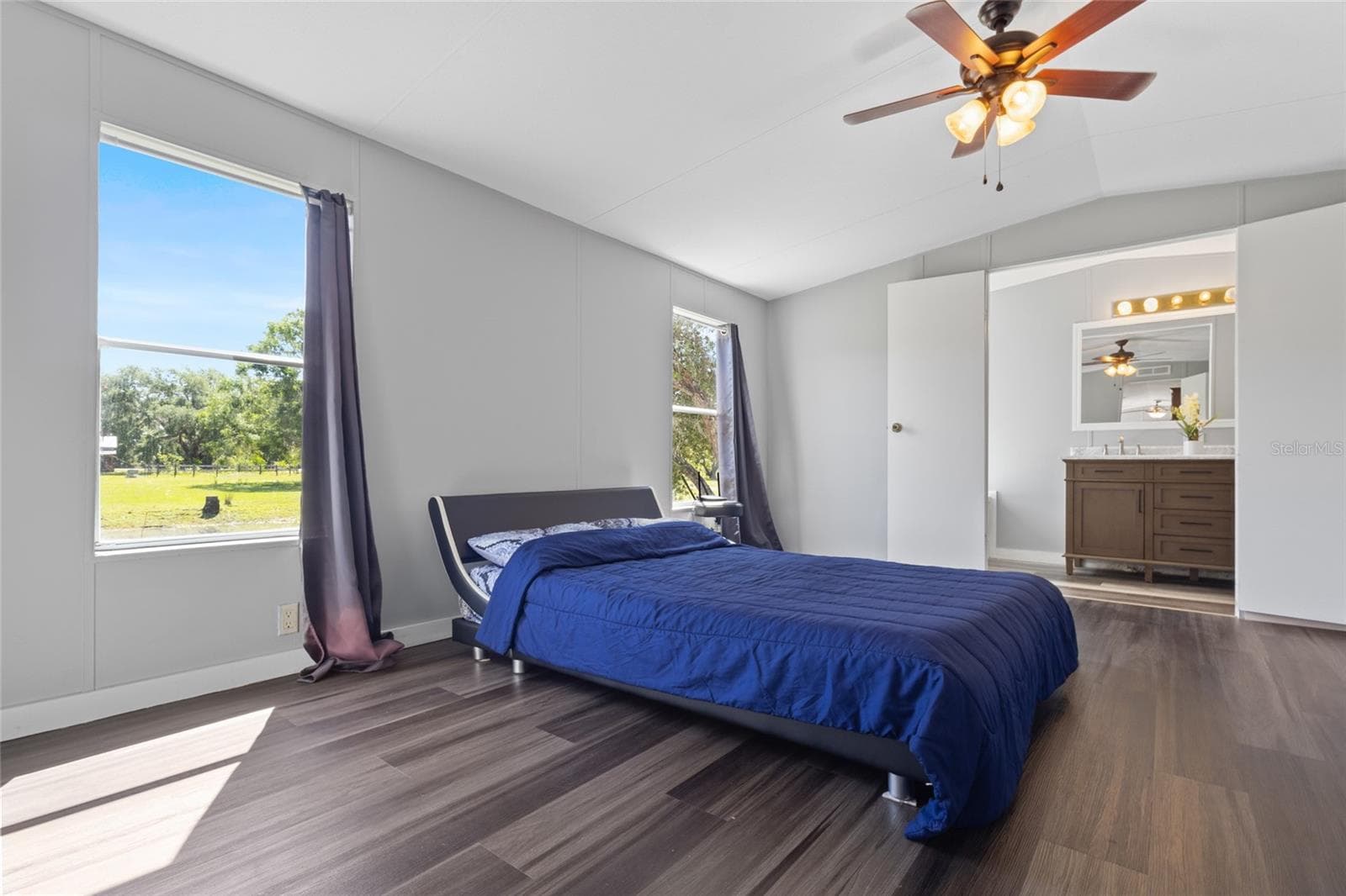 Primary bedroom - 11902 CR 727, WEBSTER
