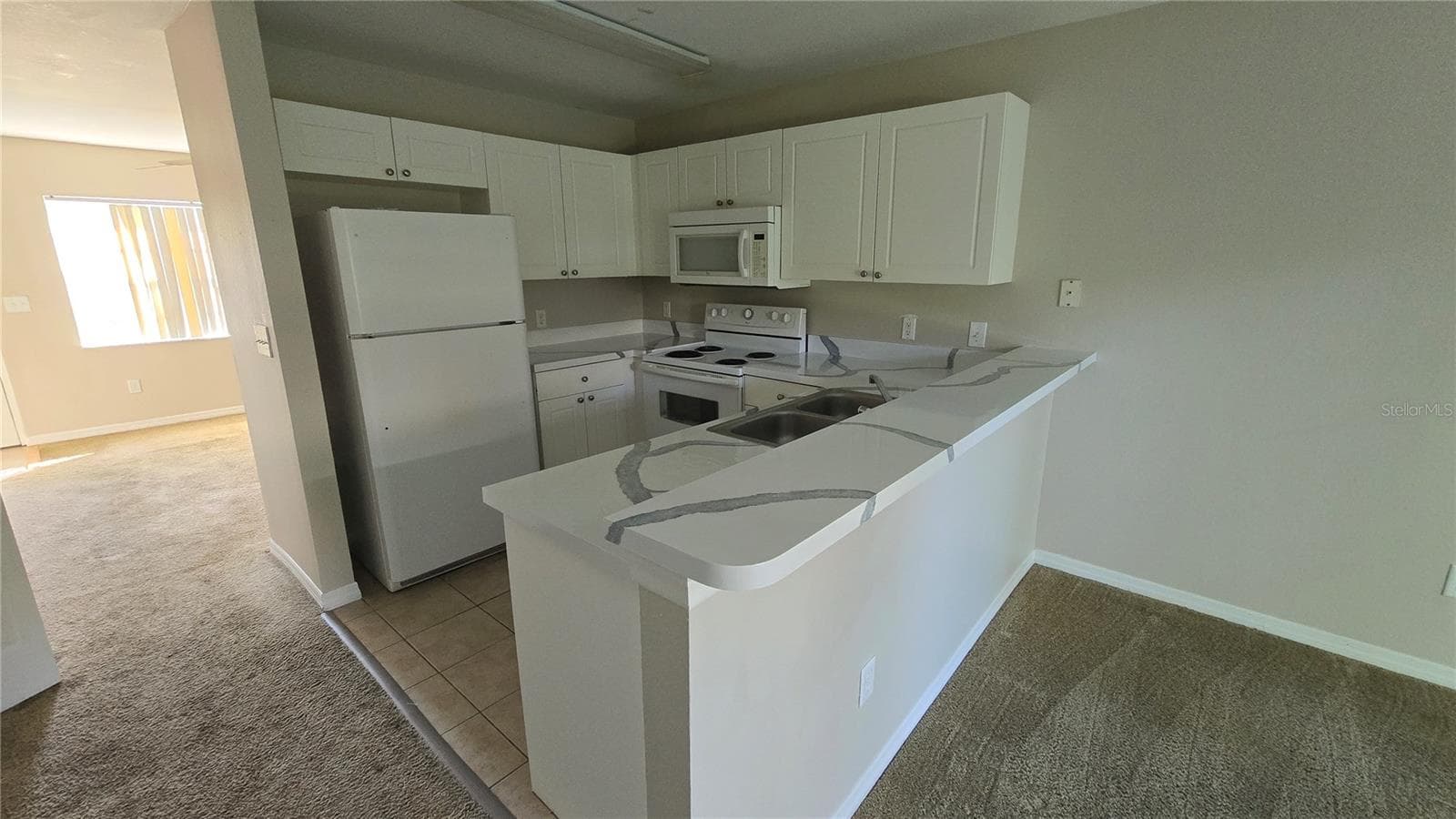 Townhouse at 336 CERVANTES DR #336, KISSIMMEE, photo 7 of 29