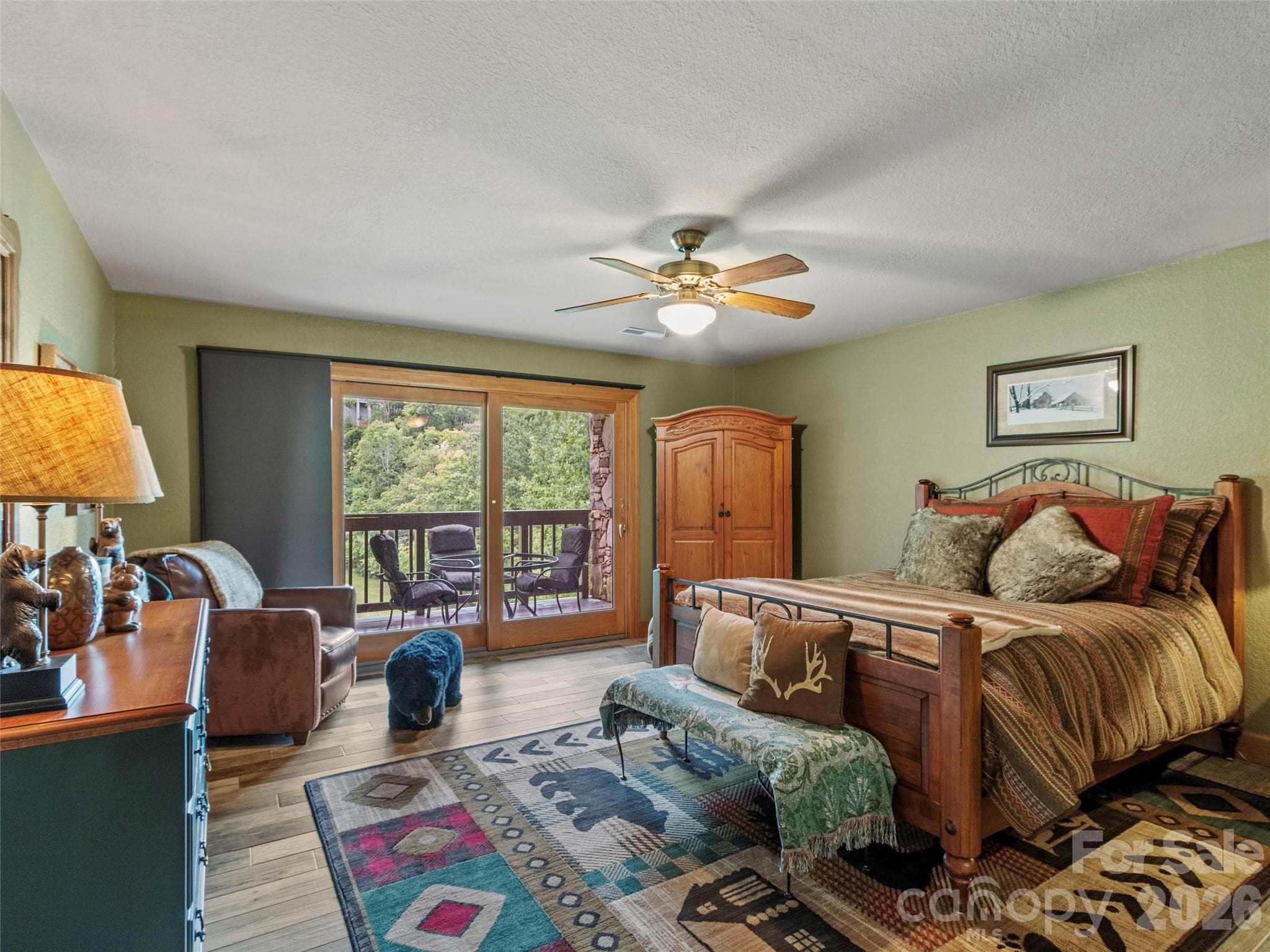 Cozy guest suite with deck access & scenic view - 151 Austin Mountain Drive, Burnsville