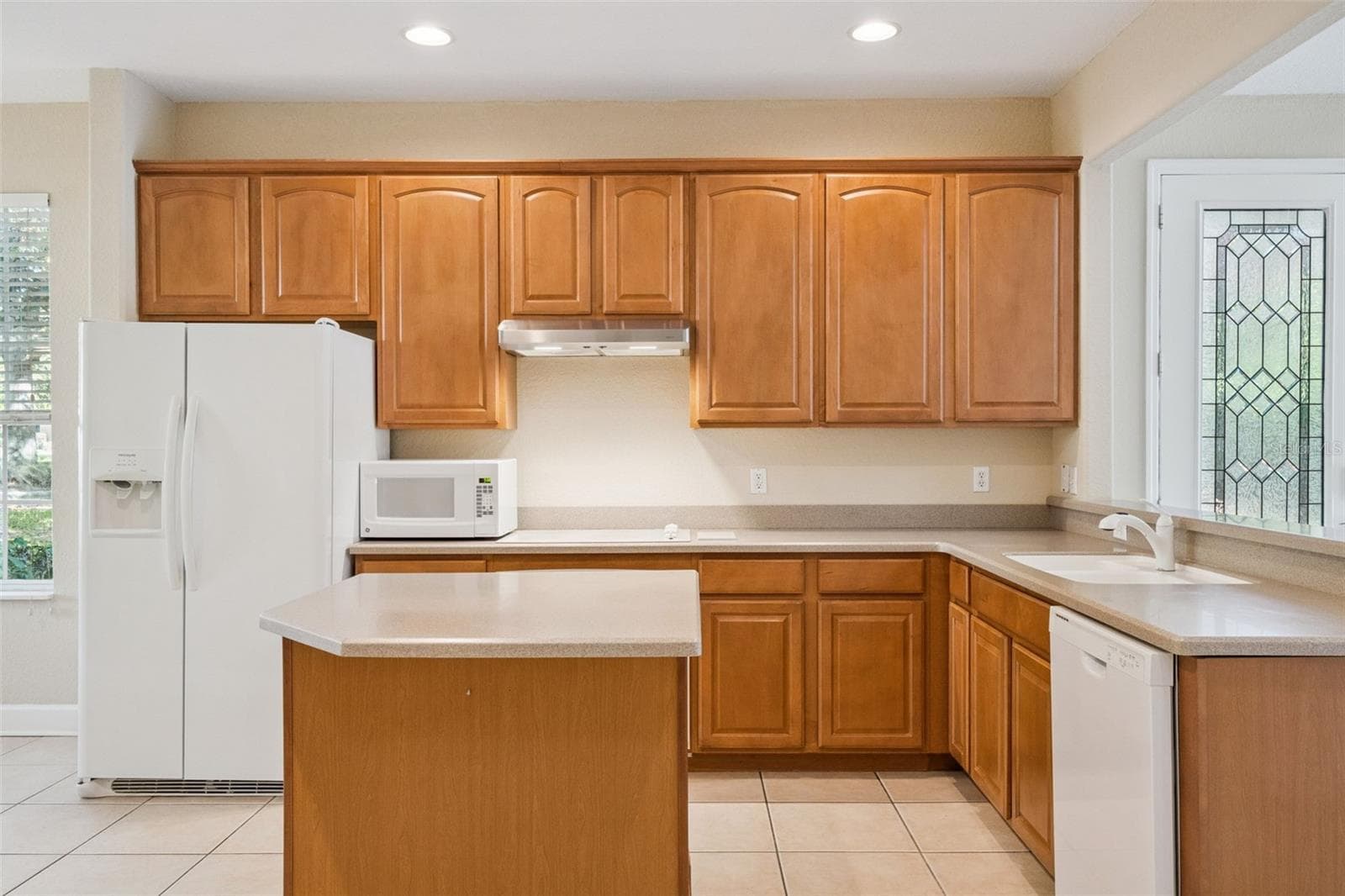 Kitchen - 3099 METRO SEVILLA DR #101, ORLANDO