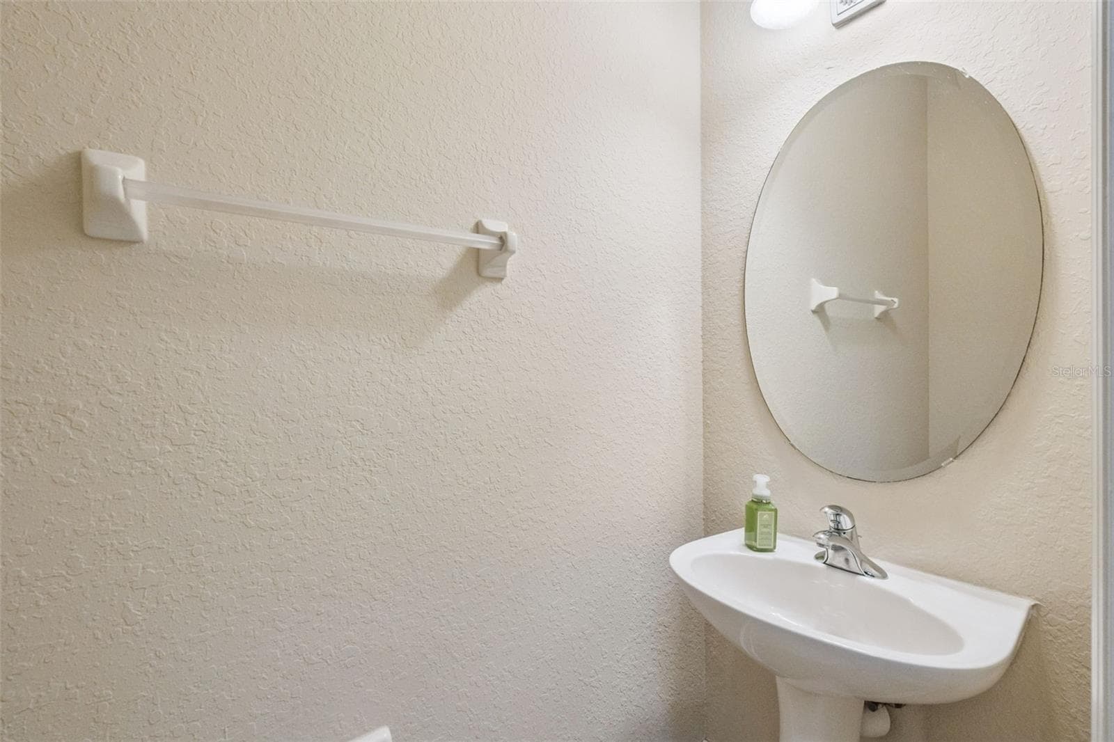 Half Bath Downstairs - 3099 METRO SEVILLA DR #101, ORLANDO