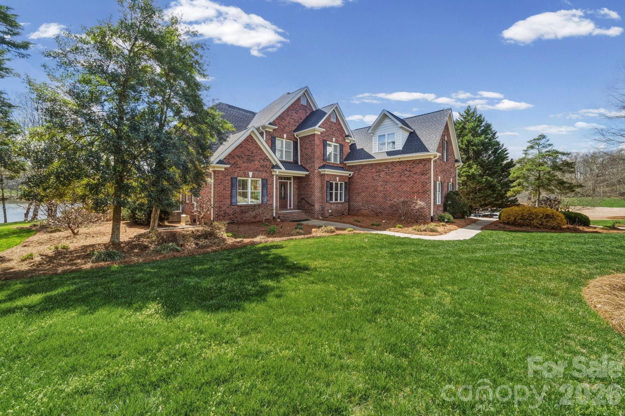 Single Family Residence at Monroe, photo 4 of 43