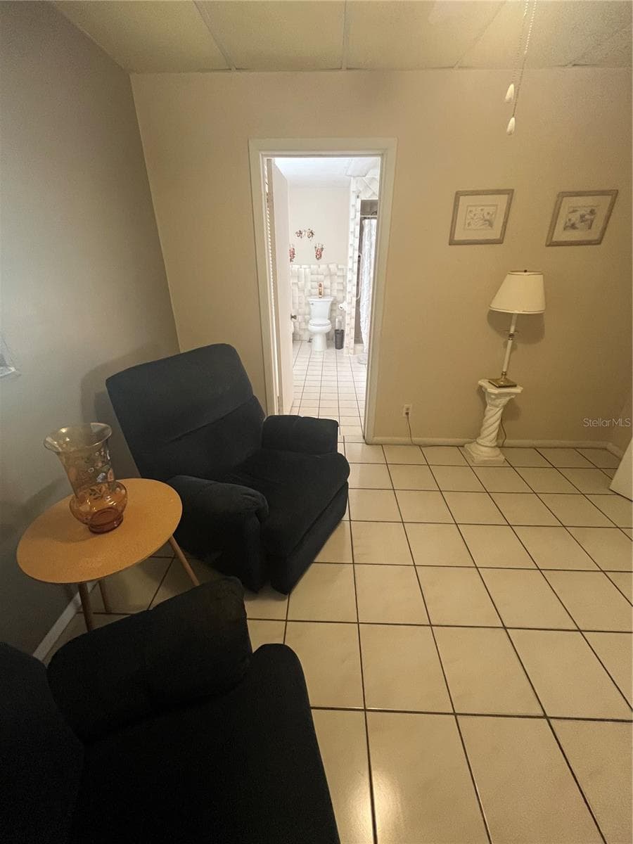 Den - 2405 CORRINE ST, TAMPA