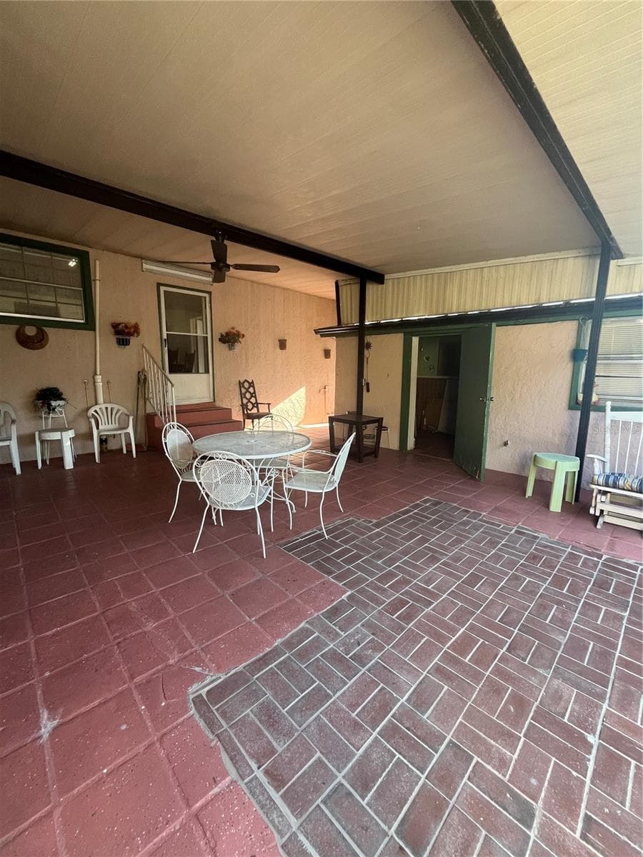 Outside porch - 2405 CORRINE ST, TAMPA