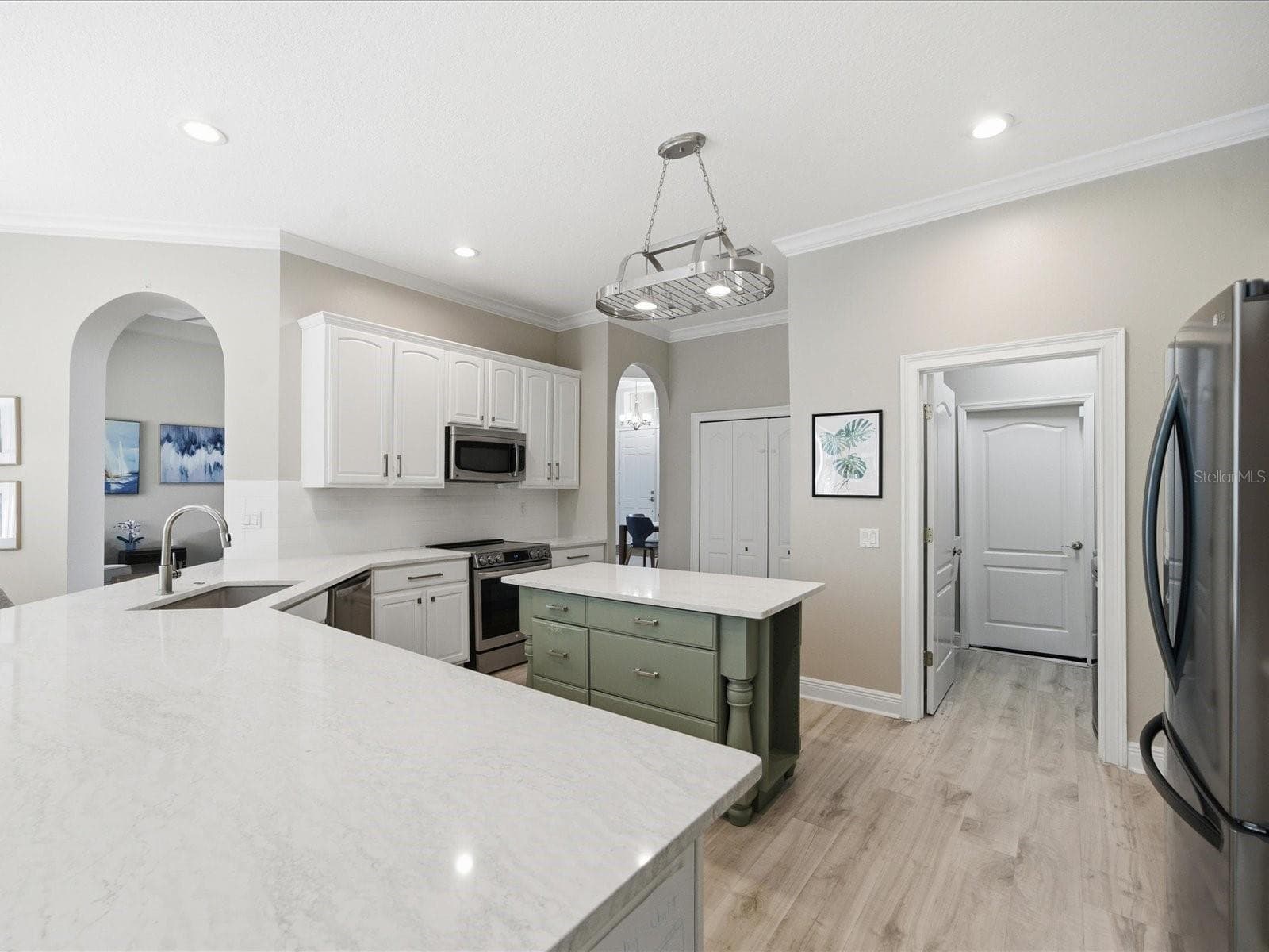 Single Family Residence at 18931 CHAVILLE RD, LUTZ, photo 18 of 79