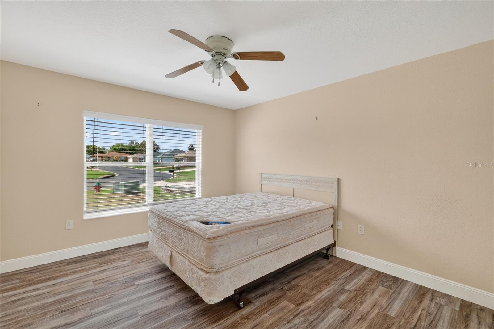 Guest Bedroom (front of home) - 13811 SE 85TH CIR, SUMMERFIELD