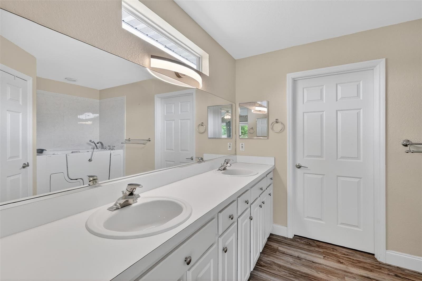 Primary bath - 13811 SE 85TH CIR, SUMMERFIELD
