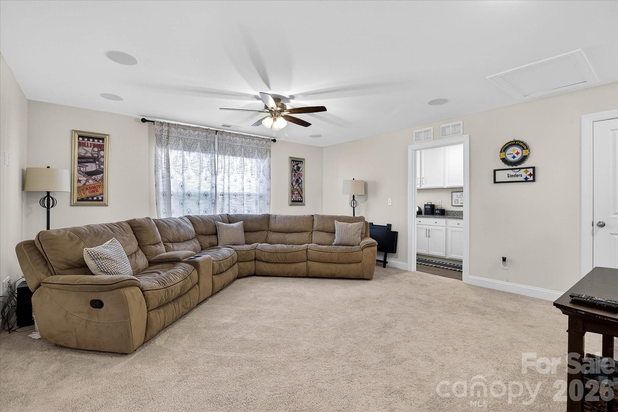Enjoy Relaxing Upstairs while doing Laundry! - 5516 Verona Road, Charlotte