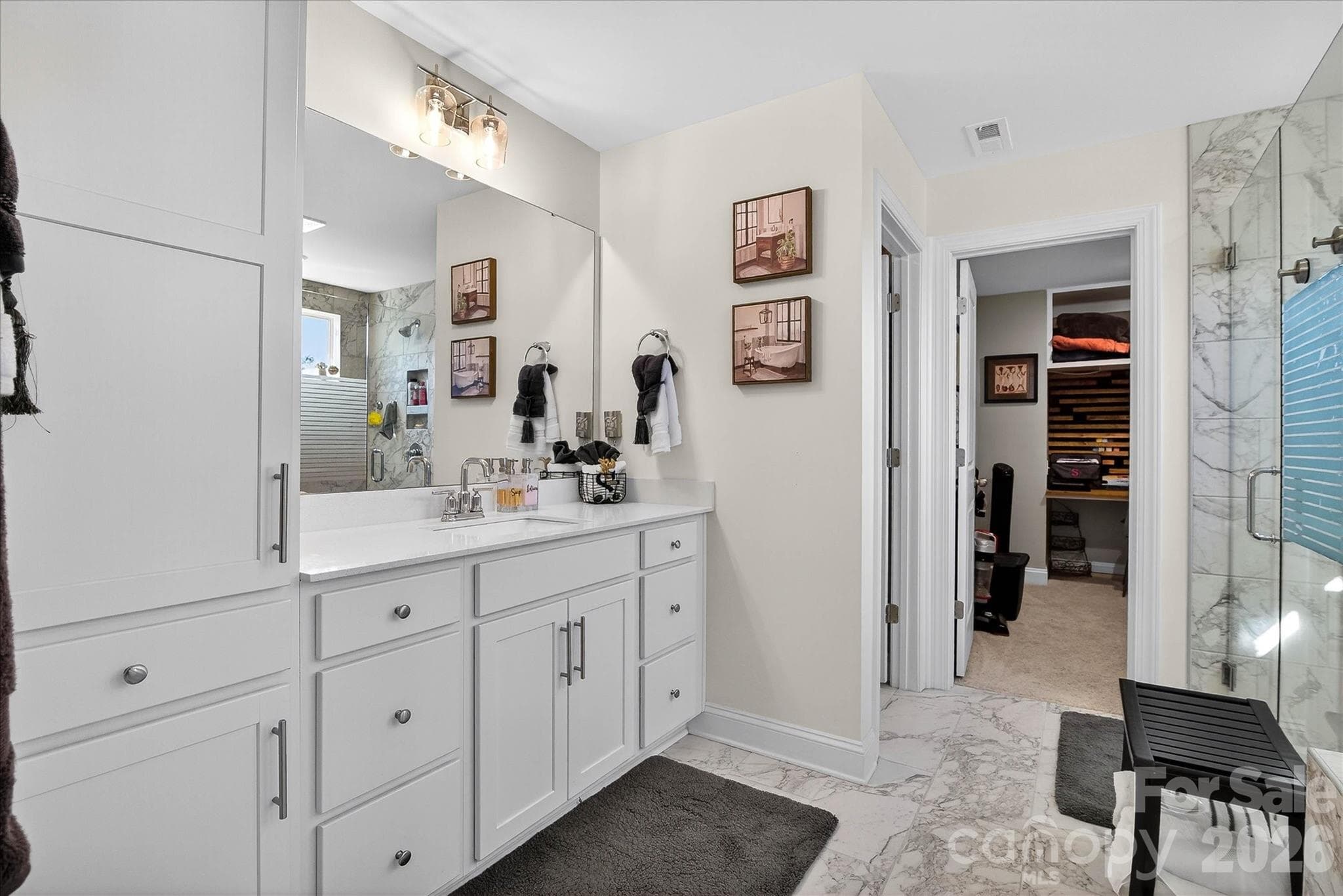 Separate Dual Vanitites!! - 5516 Verona Road, Charlotte