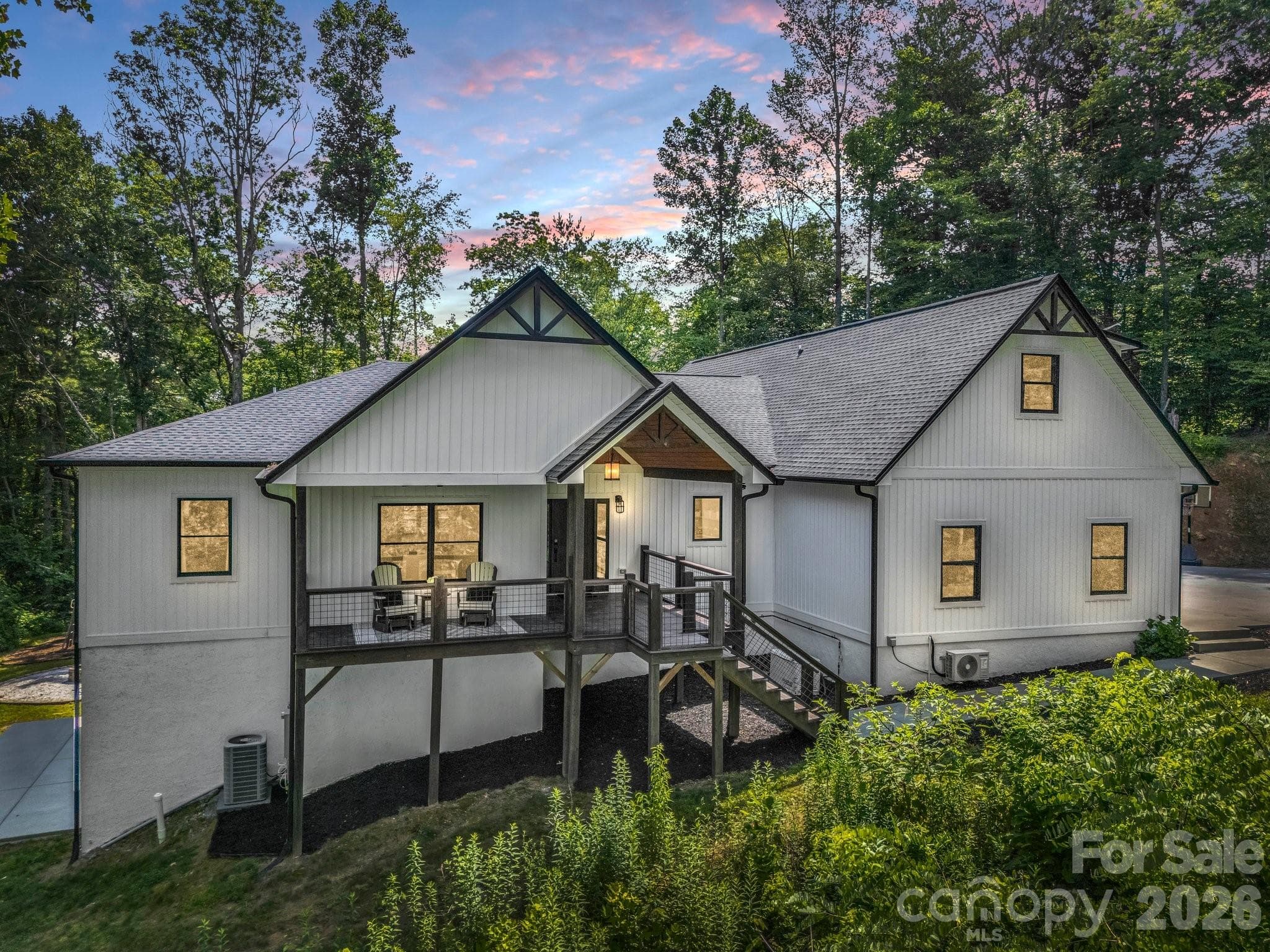 Single Family Residence at Horse Shoe, photo 2 of 36