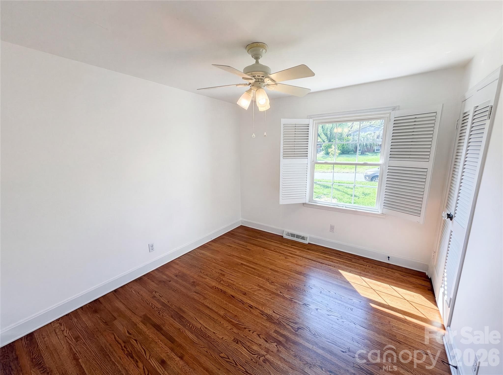 Single Family Residence at Charlotte, photo 11 of 23