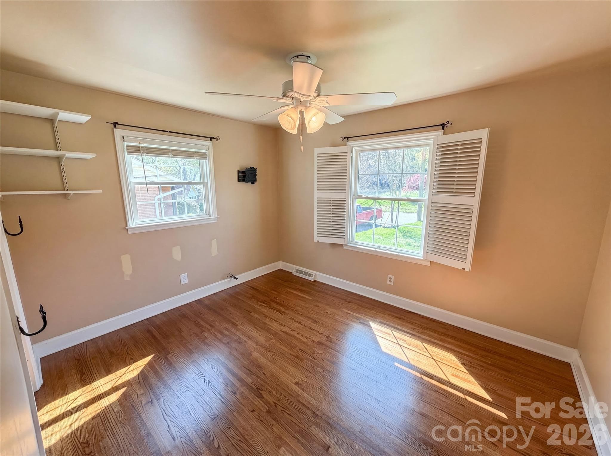 Single Family Residence at Charlotte, photo 12 of 23