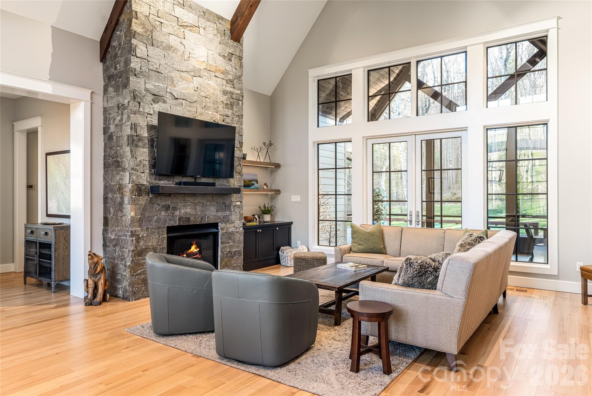 Single Family Residence at 450 Barrington Drive, Asheville, photo 14 of 48