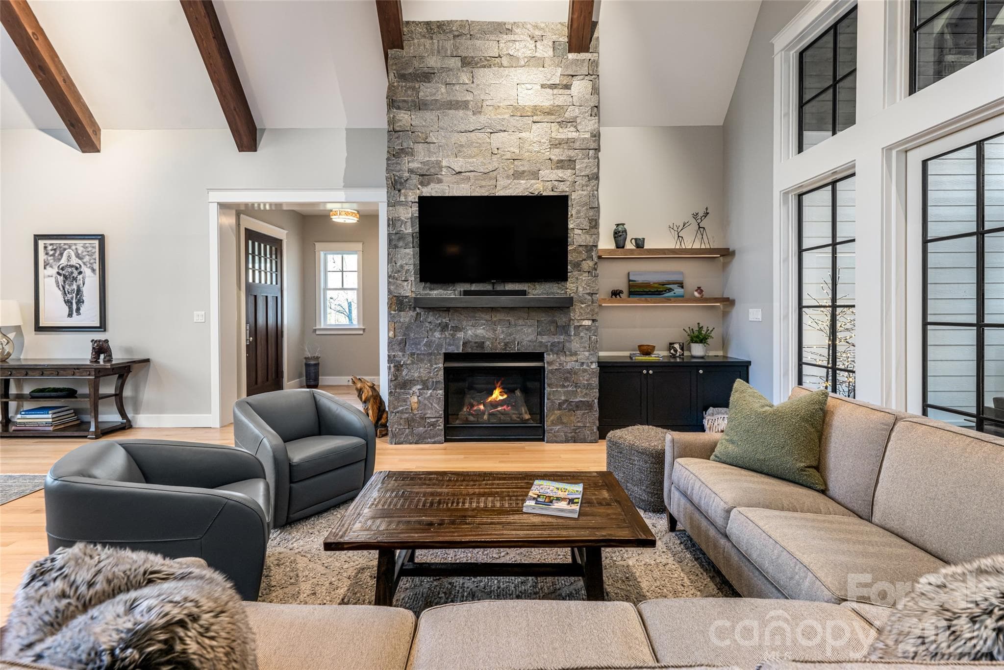 Single Family Residence at 450 Barrington Drive, Asheville, photo 17 of 48