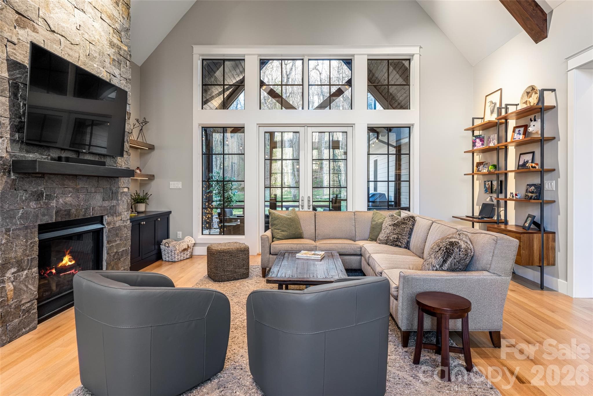 Single Family Residence at 450 Barrington Drive, Asheville, photo 18 of 48