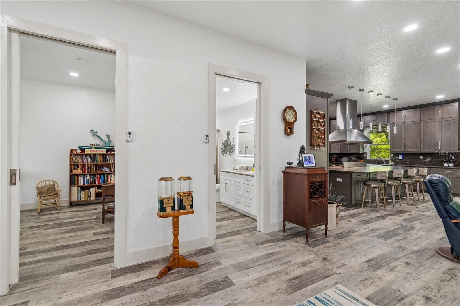 Single Family Residence at 4300 CR 673, BUSHNELL, photo 17 of 100