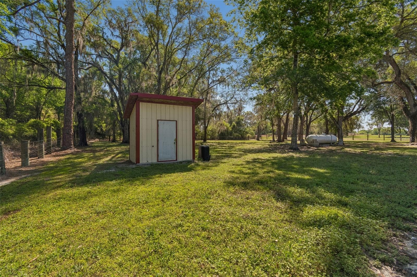 Single Family Residence at 4300 CR 673, BUSHNELL, photo 75 of 100