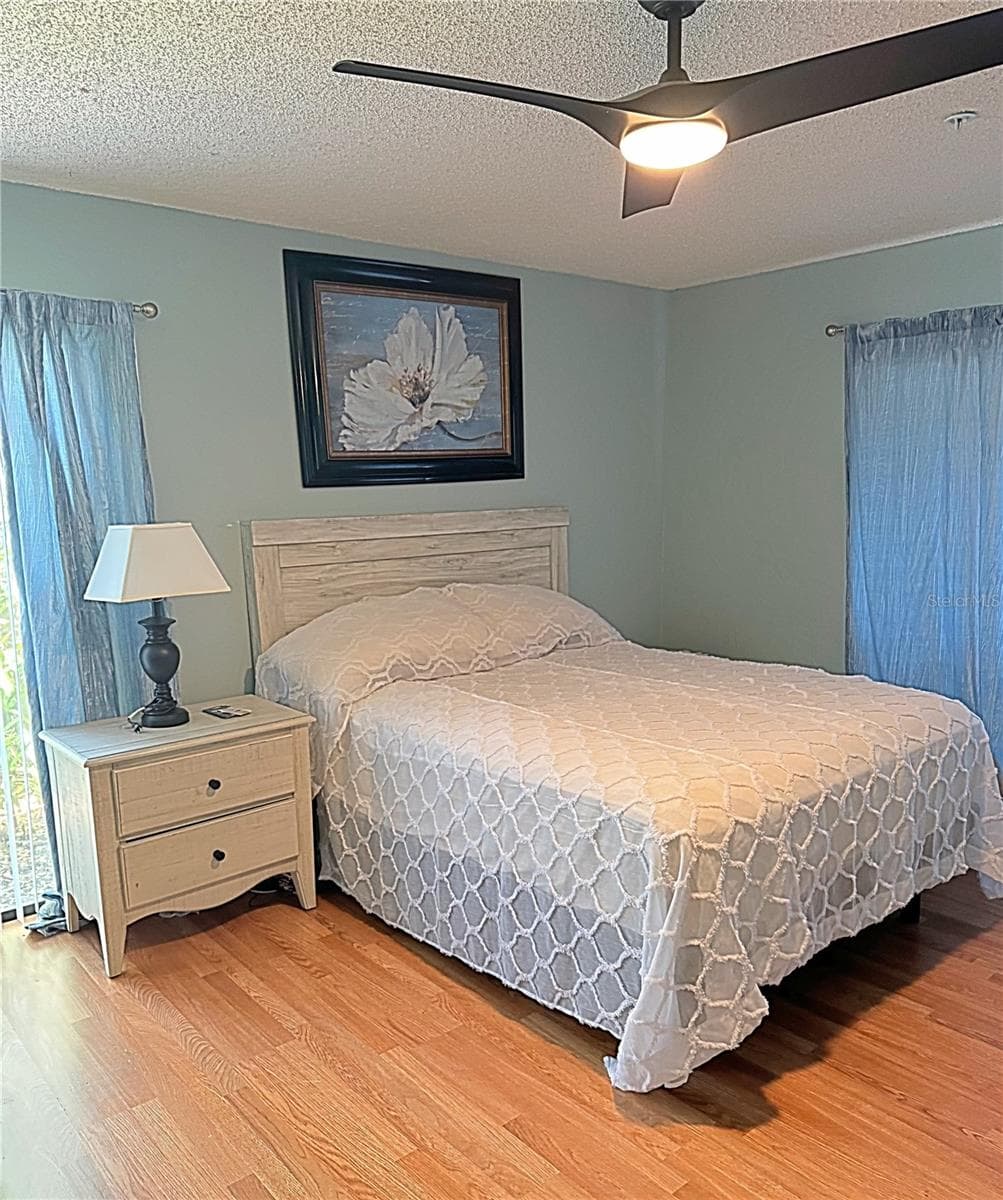 BIG PRIMARY BEDROOM - 4504 CRIMSON CT, ORLANDO