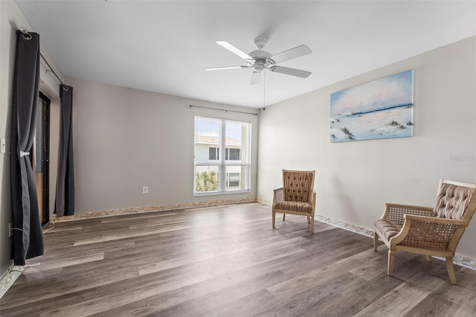 Living room. - 1 WINDRUSH BLVD #24, INDIAN ROCKS BEACH