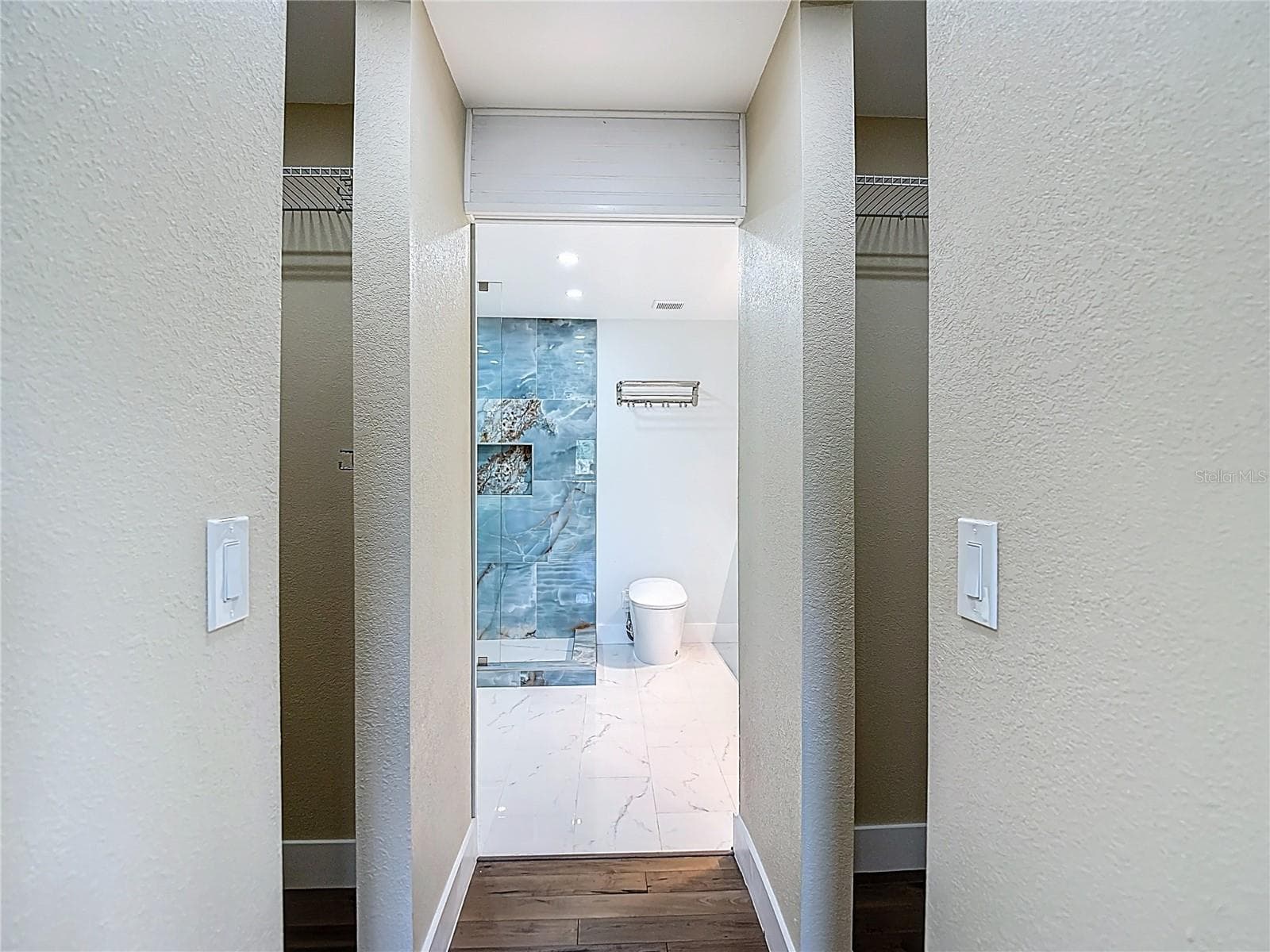 DBL walk in closets - 216 CORBETT RD, LITHIA