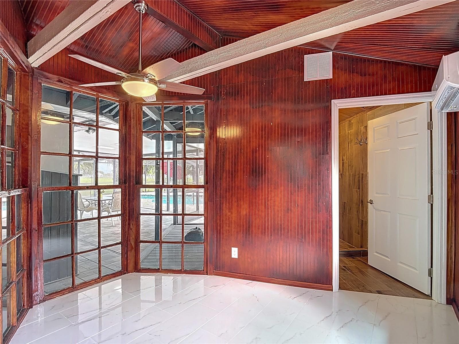 Could be a kitchen nook or office - 216 CORBETT RD, LITHIA