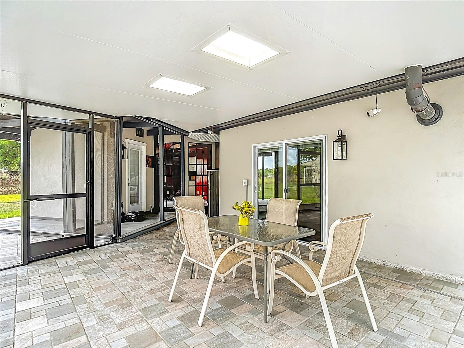 Insulated covered lanai - 216 CORBETT RD, LITHIA