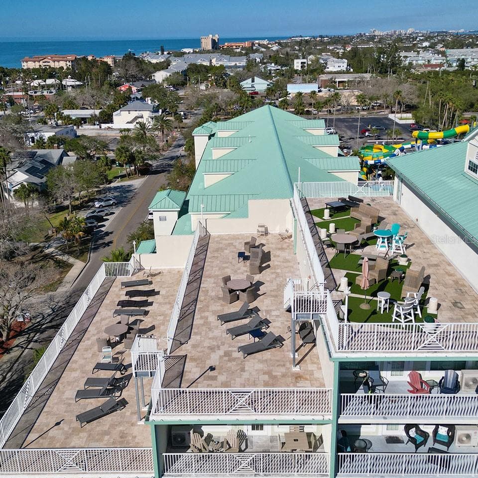 Roof top lounging - 399 2ND ST #416, INDIAN ROCKS BEACH