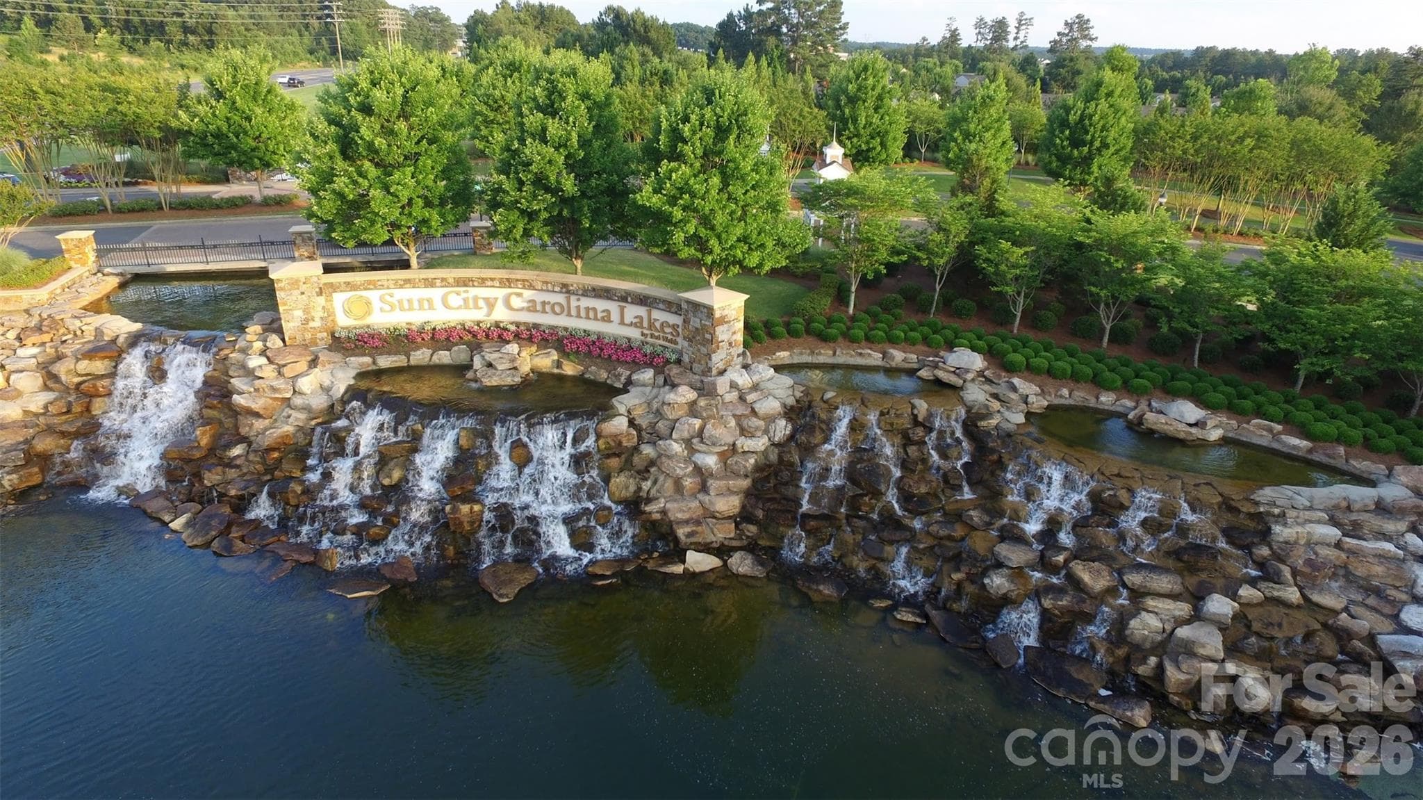 The majestic entrance to Sun City Carolina Lakes welcomes residents and guests to this premier active adult community. Come live the dream! - Indian Land