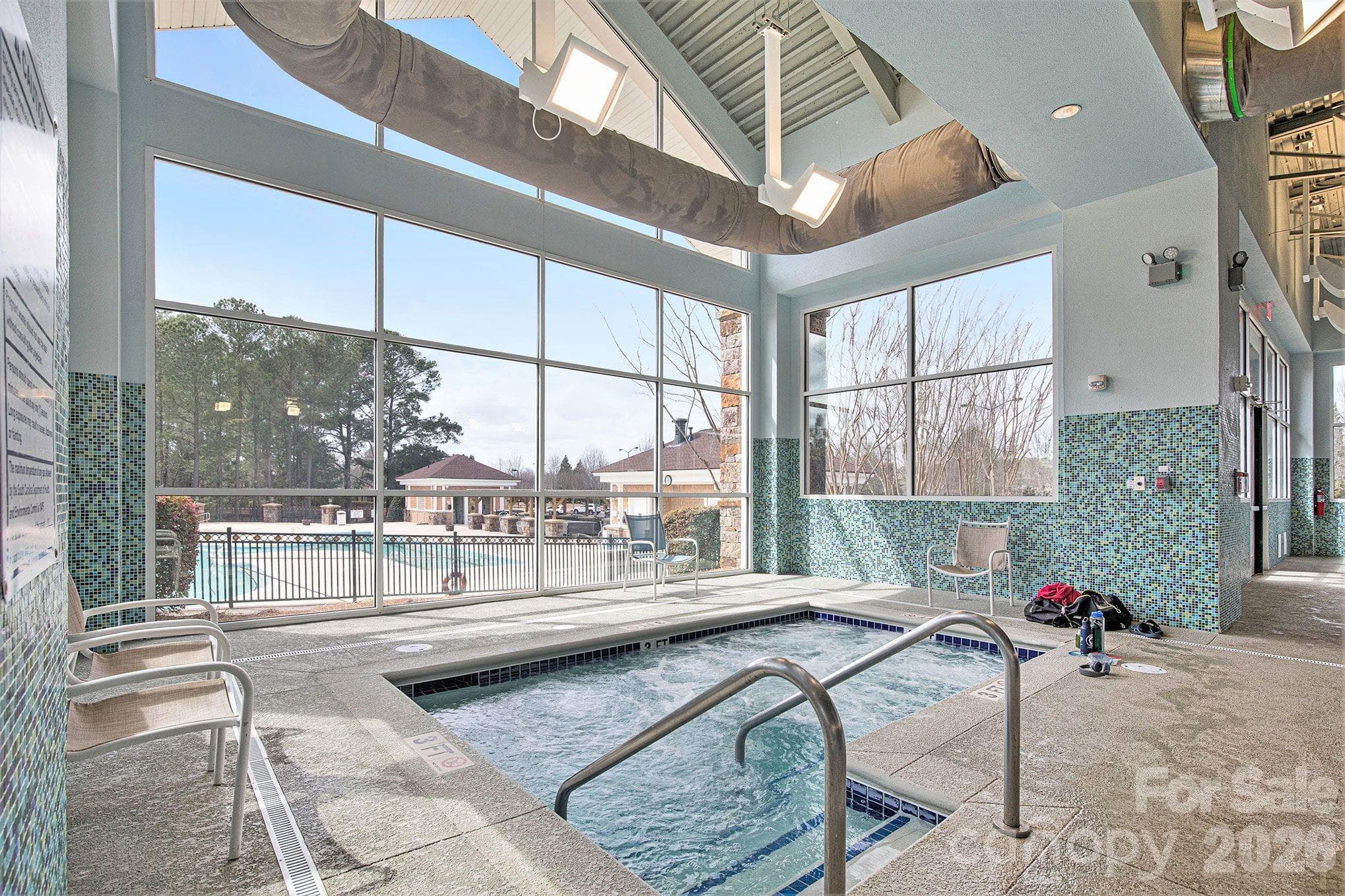 Lake House Indoor Hot Tub - Indian Land