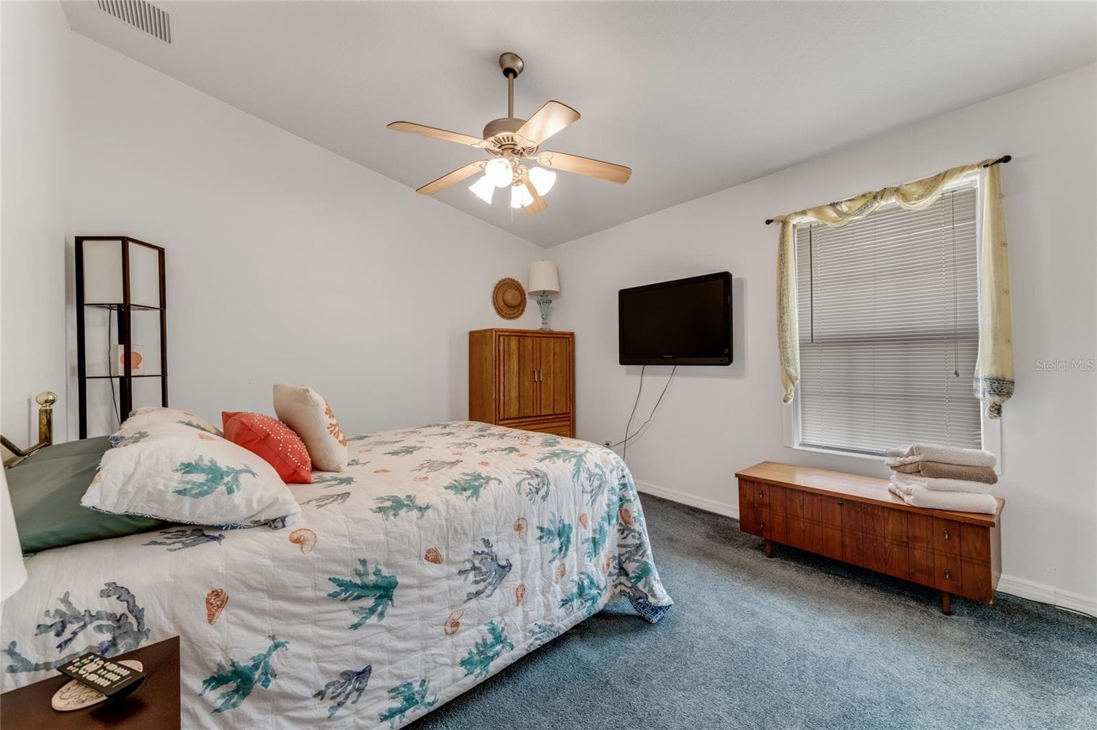 2nd bedroom - 235 RANDLE AVE, OAK HILL