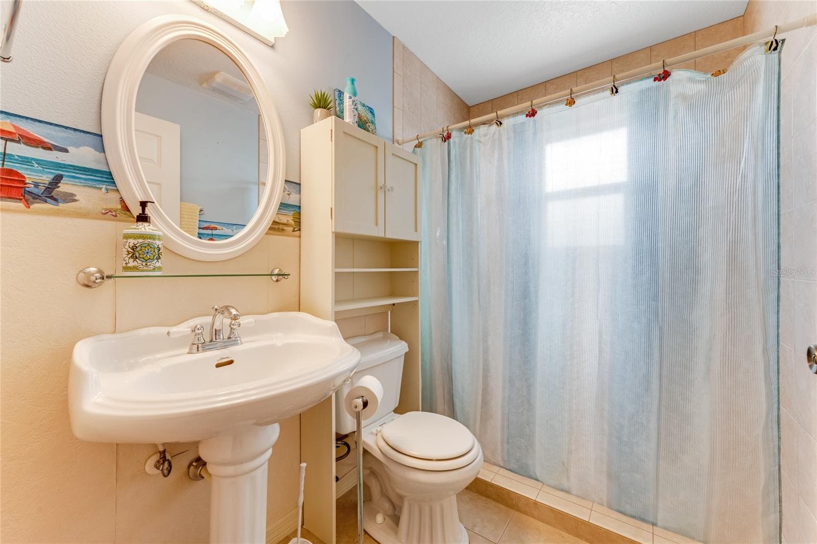 Guest bath - 235 RANDLE AVE, OAK HILL